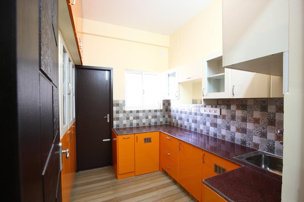 Apartamento Sreedevi Residency Madrás Exterior foto